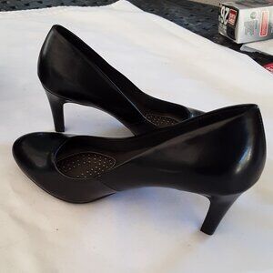 Black High Heels Karma Dex Flex Comfort Size 5 Preowned Used 2-3X Nice! Clean